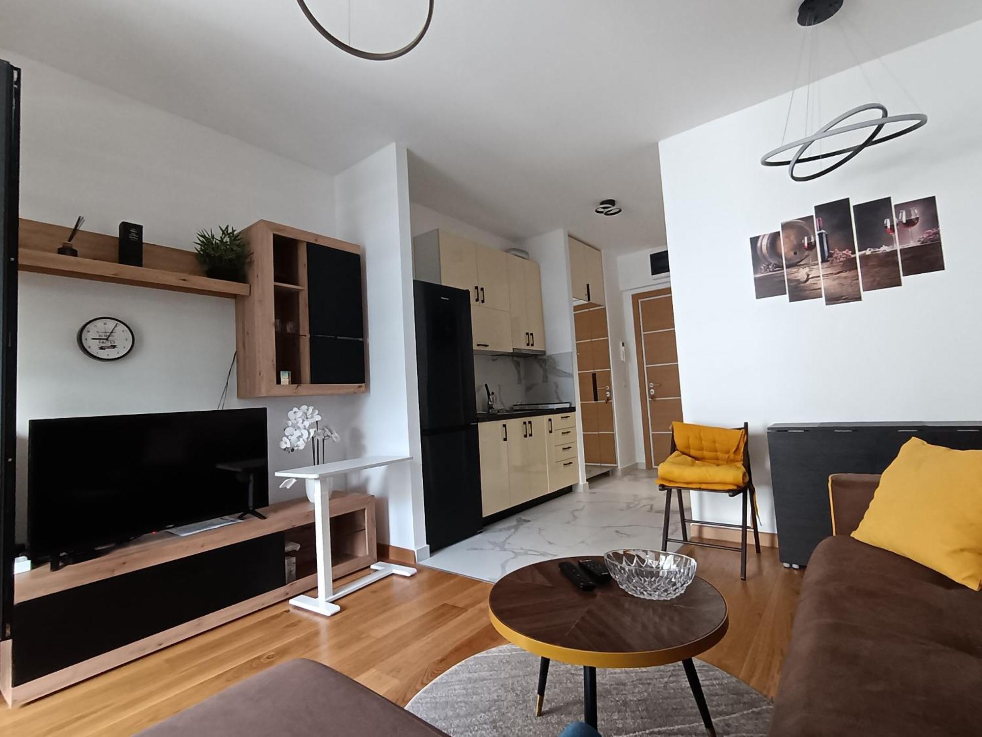 Viva In Apartment *